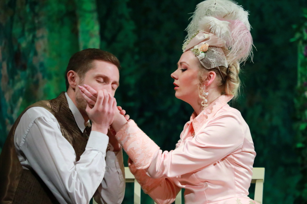 «Бешеные деньги» / Гастроли Бугульминского Государственного Русского Драматического театра им.Баталова