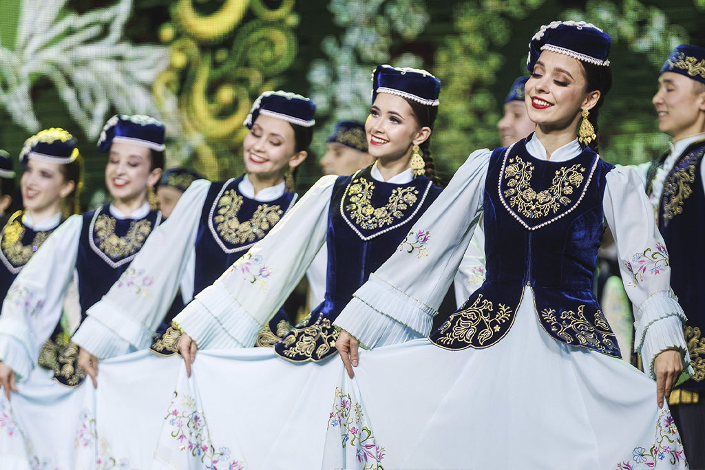 Государственный ансамбль песни и танца РТ