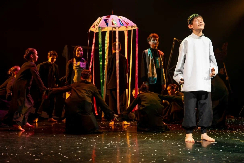 Спектакль «Тукай. Ярлыкагыл» («Тукай. Прощение») / «Студия Апуш»