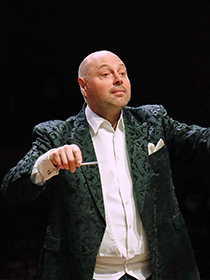 'НОВОГОДНИЙ ВАЛЬС-ГАЛА' Ульяновский государственный академический Симфонический оркестр «Губернаторский»